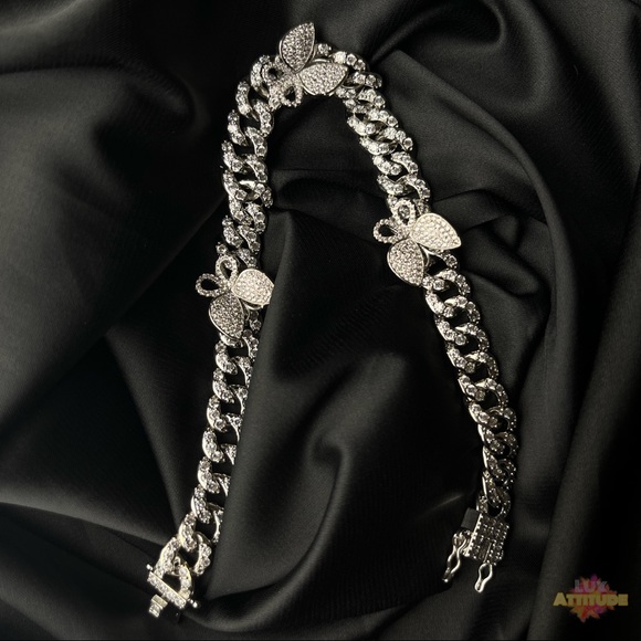 Butterfly anklet - Picture 2 of 7